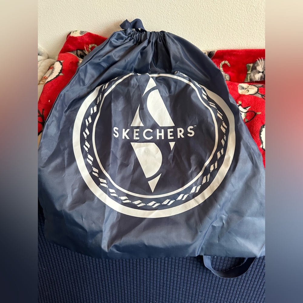 Skechers Draw String Bag (ASK HOW TO GET THIS BAG FOR FREE)